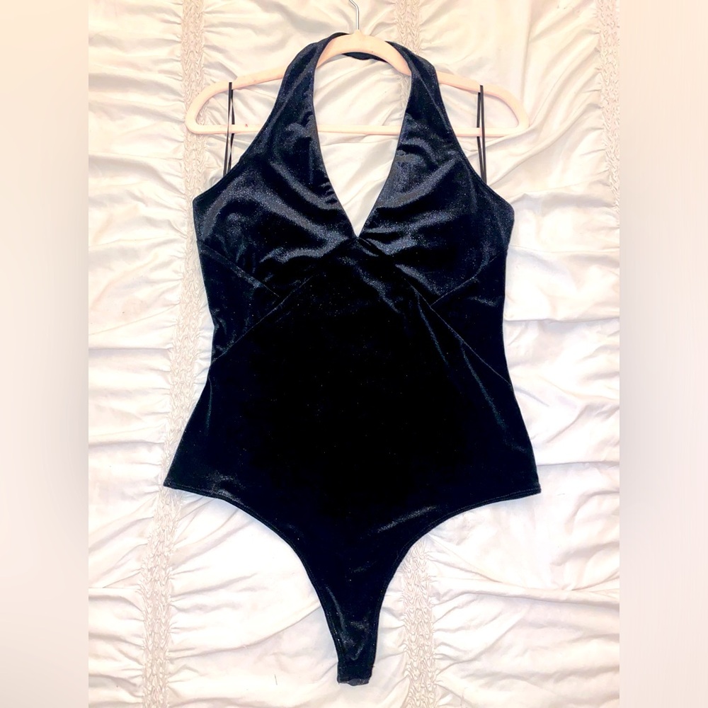 Guess Sparkly Velvet Halter Top Bodysuit - Large ✨🪩